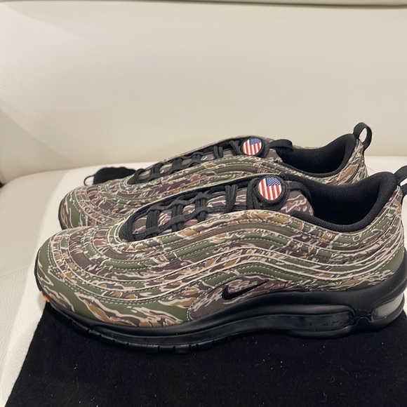 mens nike air max camouflage